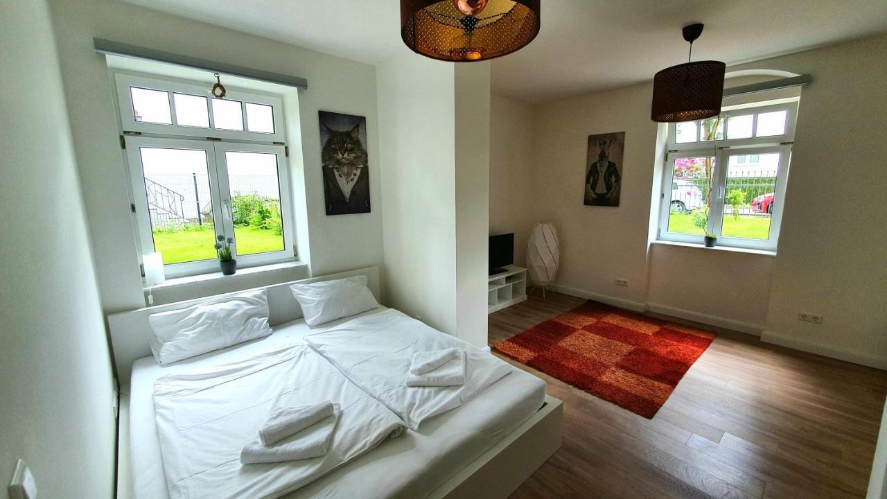 Pineapple Apartments Dresdner Heide Mit Garten Drezno Zewnętrze zdjęcie